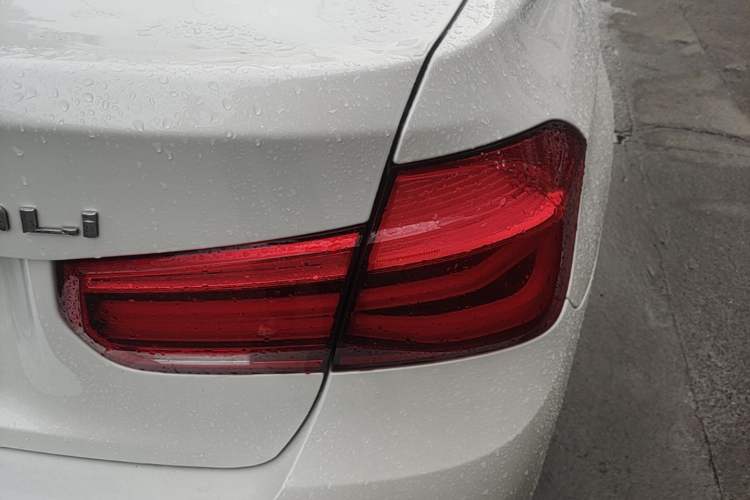 Used BMW 3 Series 2019 320Li Fashion Model Exterior 3