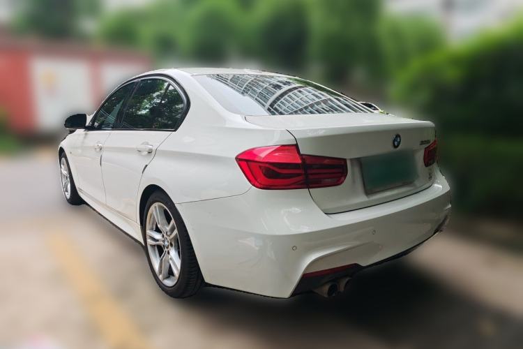 Used BMW 3 Series 2019 320i M Sport Package Exterior 3