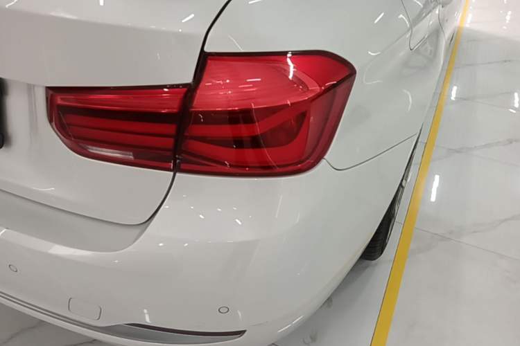 Used BMW 3 Series 2019 320Li Fashion Model Exterior 3