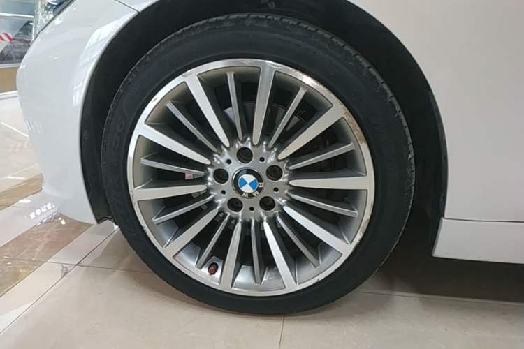 Used BMW 3 Series 2019 320Li Fashion Model Exterior 4