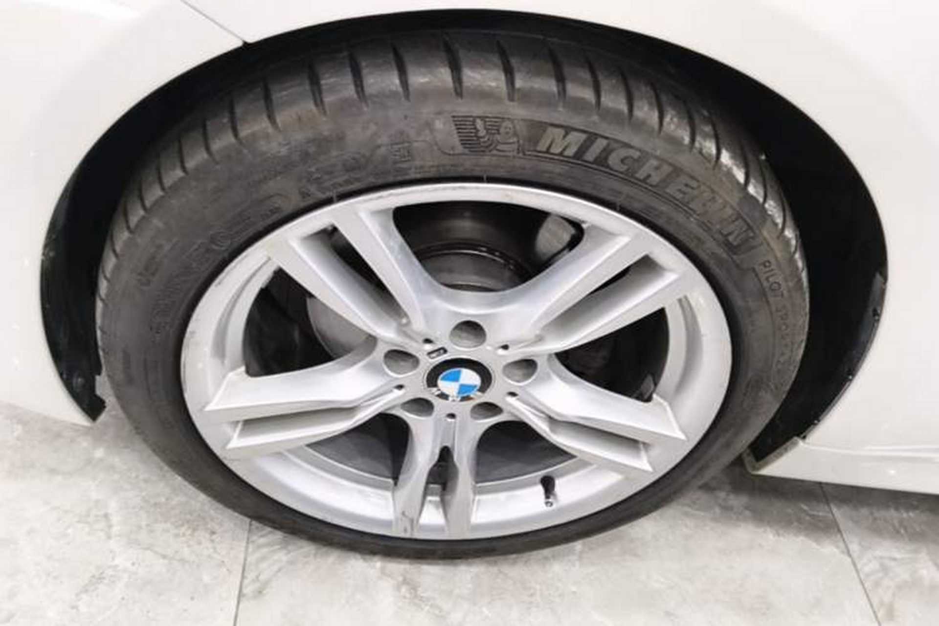 Used BMW 3 Series 2019 320i M Sport Package Exterior 4