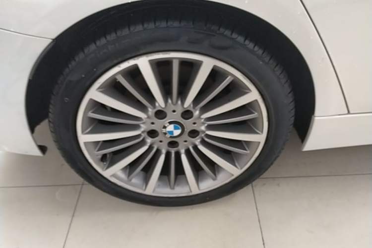 Used BMW 3 Series 2019 320Li Fashion Model Exterior 5
