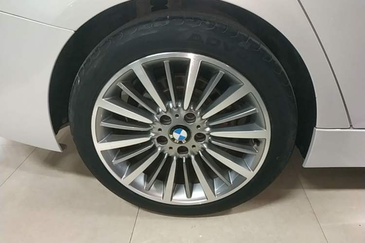 Used BMW 3 Series 2019 320Li Fashion Model Exterior 5
