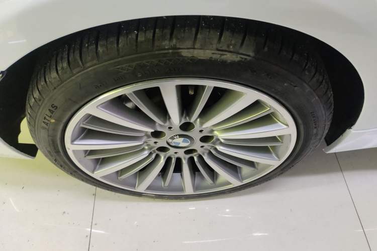 Used BMW 3 Series 2019 320Li Fashion Model Exterior 5