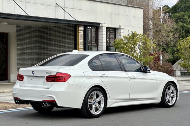 Used BMW 3 Series 2019 320i M Sport Package Exterior 5