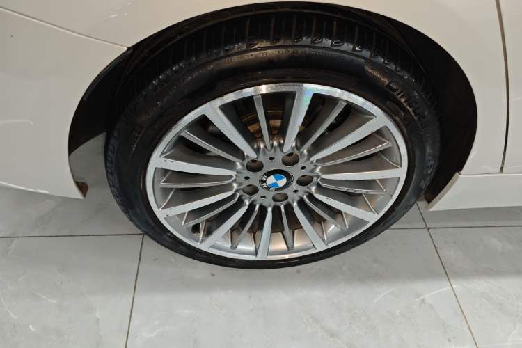 Used BMW 3 Series 2019 320Li Fashion Model Exterior 5