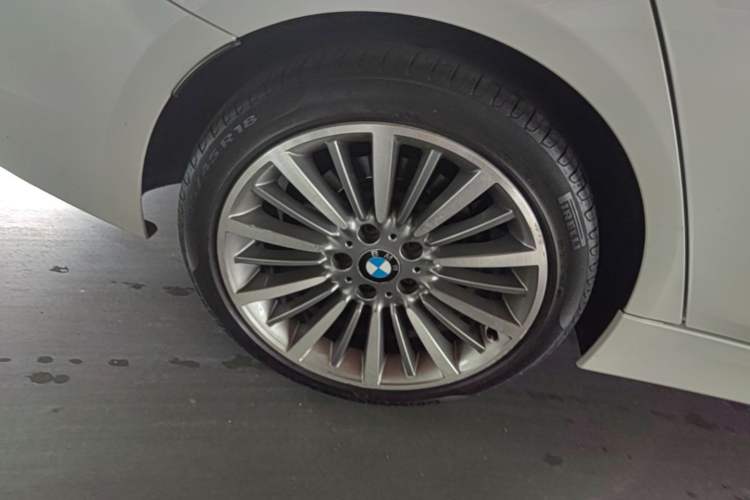 Used BMW 3 Series 2019 320Li Fashion Model Exterior 5