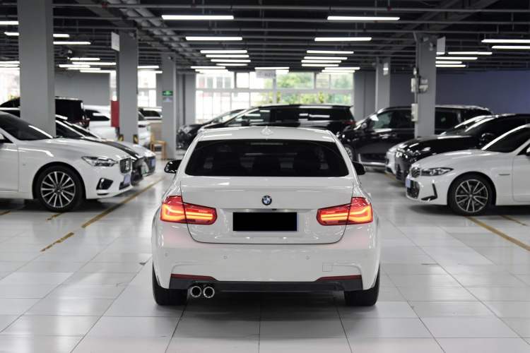Used BMW 3 Series 2019 320i M Sport Package Exterior 7