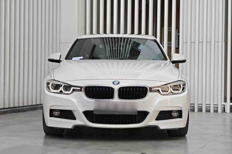 Used BMW 3 Series 2019 320i M Sport Package Exterior 7