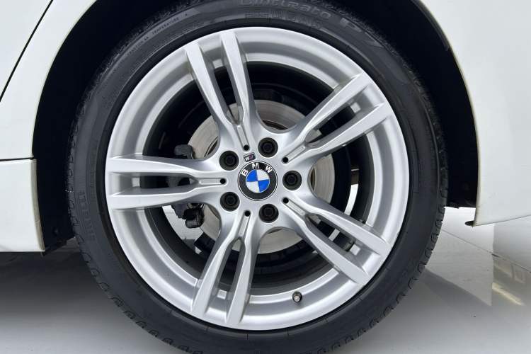 Used BMW 3 Series 2019 320Li M Sport Package Exterior 8
