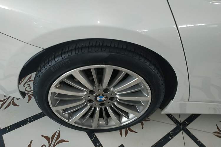 Used BMW 3 Series 2019 320Li Fashion Model Exterior 8