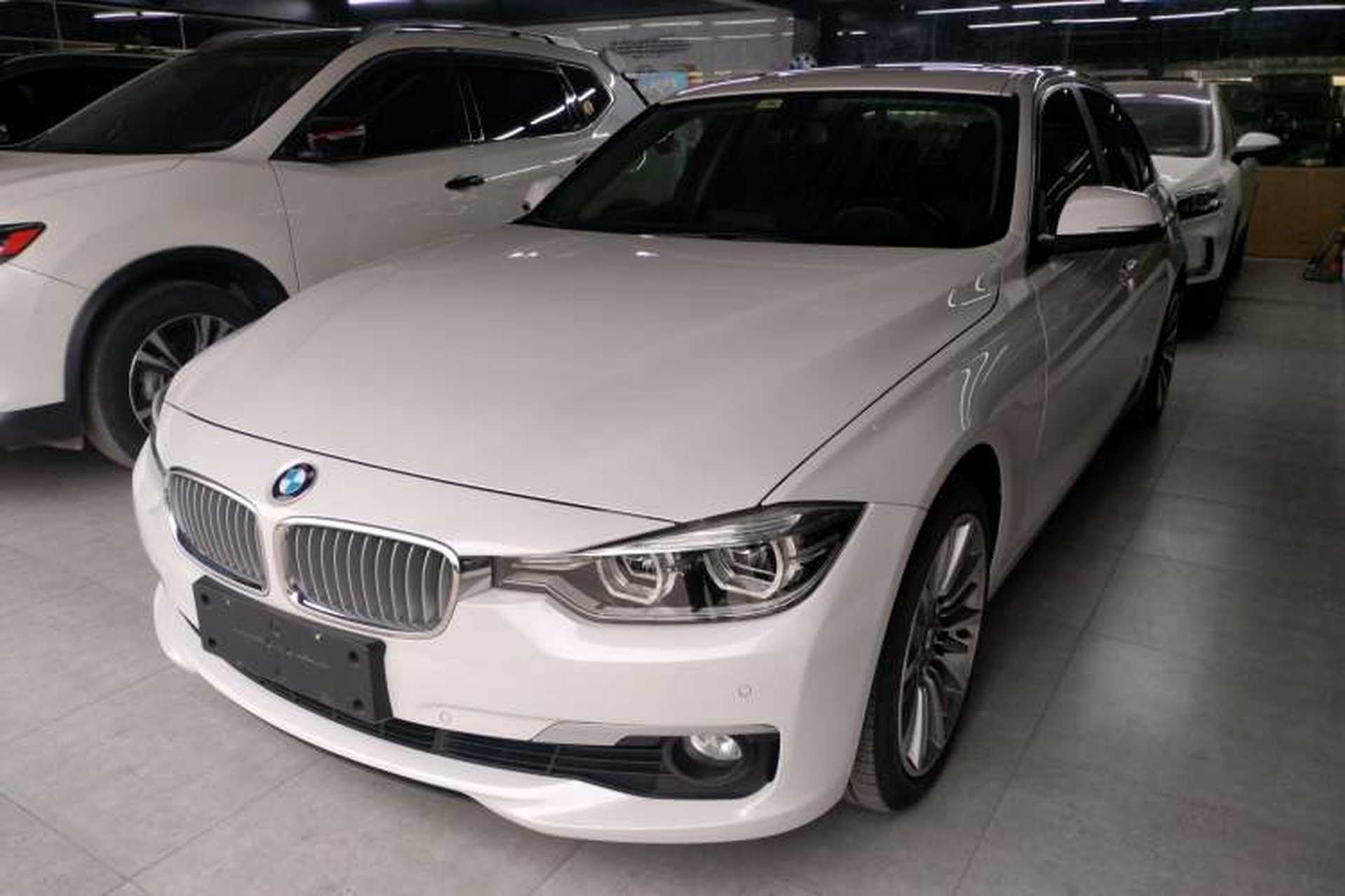 Used BMW 3 Series 2019 320Li Fashion Model Front Left 45 Deg