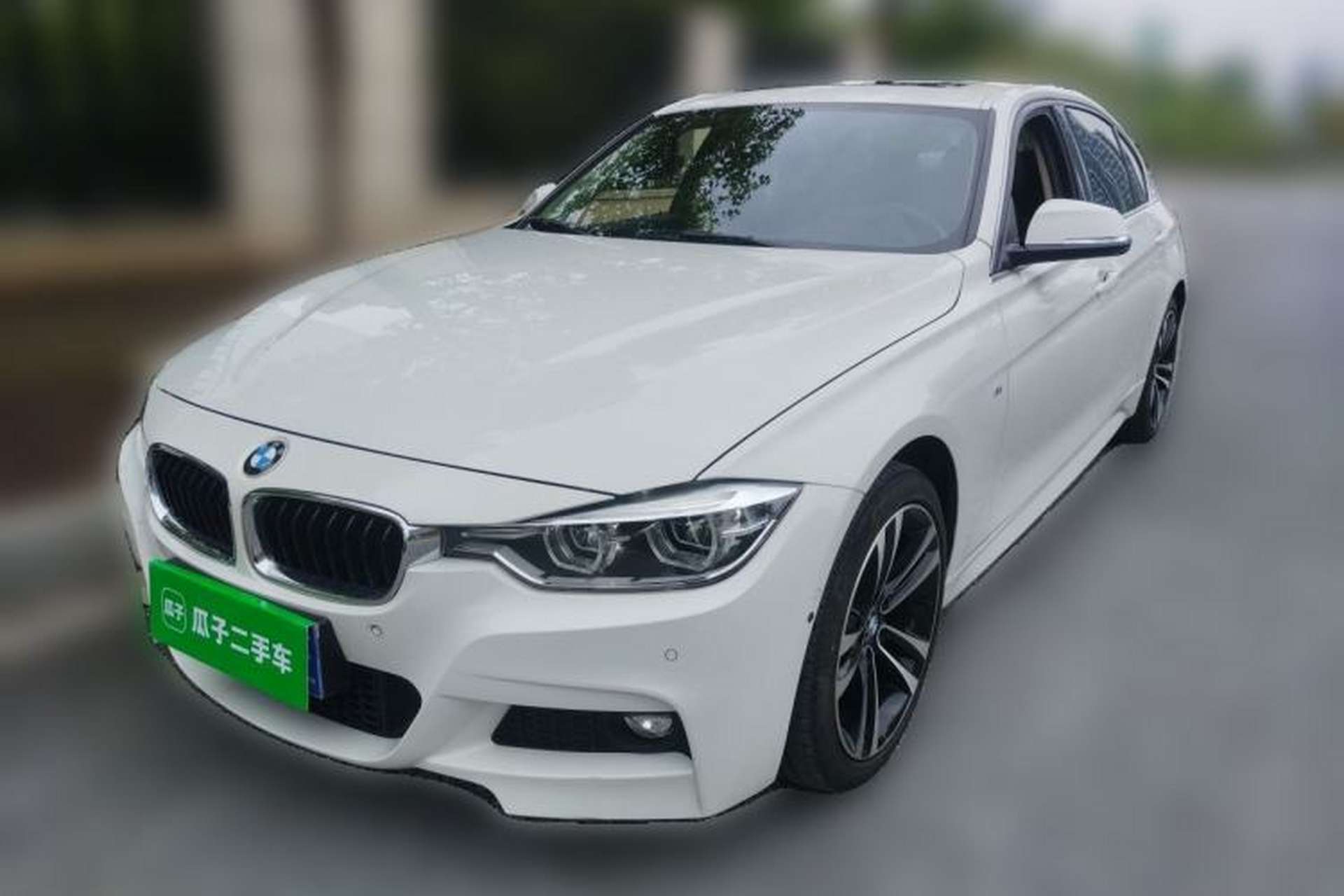 Used BMW 3 Series 2019 320Li M Luxury Package Front Left 45 Deg