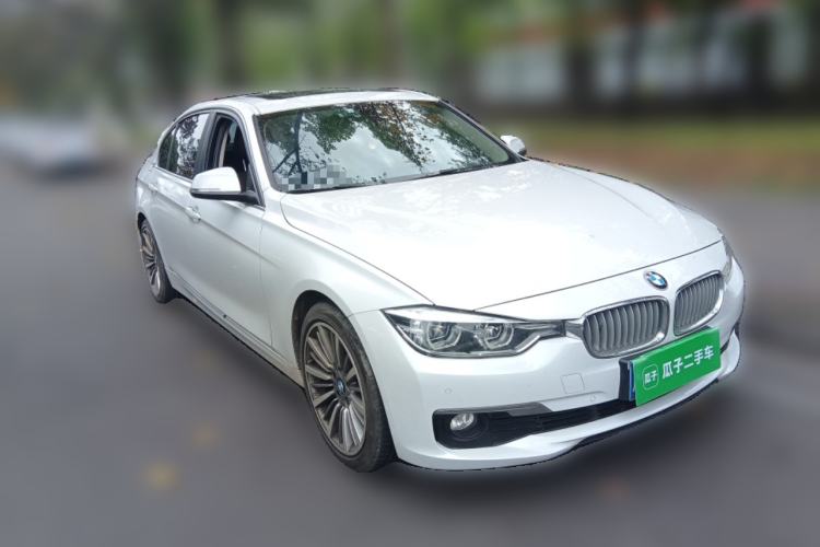 Used BMW 3 Series 2019 320Li Fashion Model Front Right 45 Deg