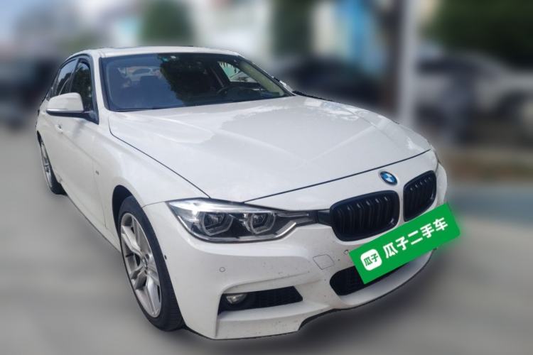 Used BMW 3 Series 2019 320Li M Sport Package Front Right 45 Deg