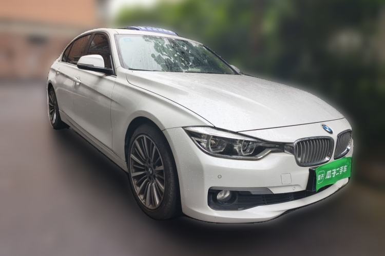 Used BMW 3 Series 2019 320Li Fashion Model Front Right 45 Deg