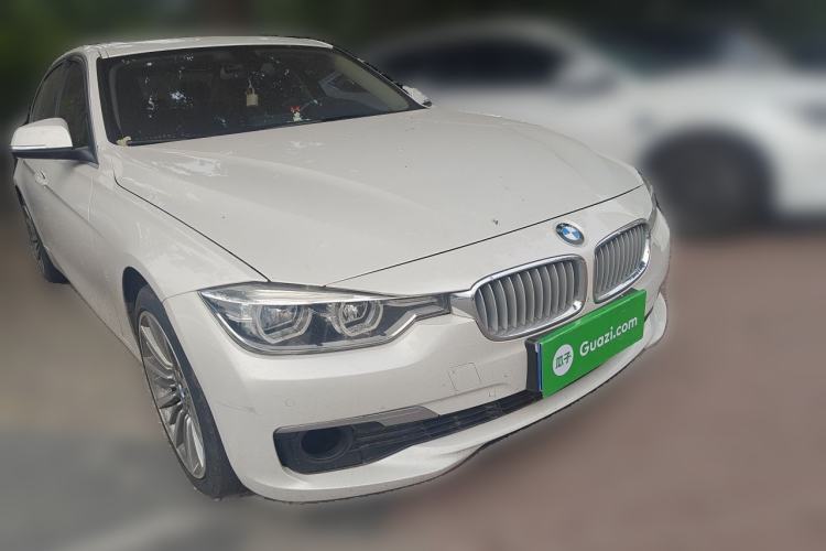 Used BMW 3 Series 2019 320Li Fashion Model Front Right 45 Deg