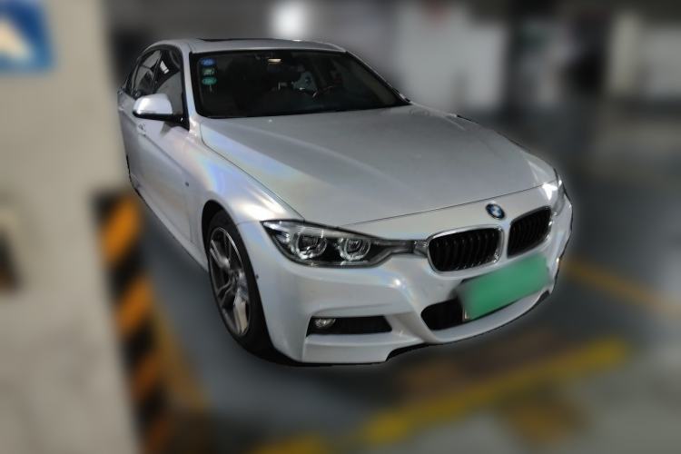 Used BMW 3 Series 2019 320Li M Sport Package Front Right 45 Deg