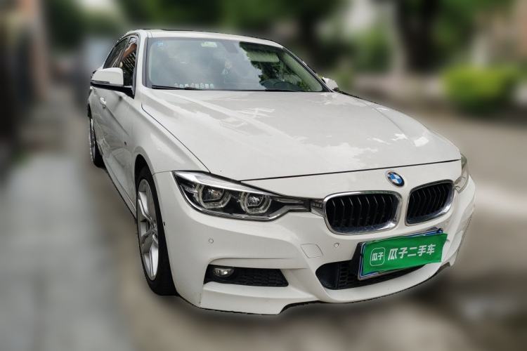 Used BMW 3 Series 2019 320Li M Sport Package Front Right 45 Deg
