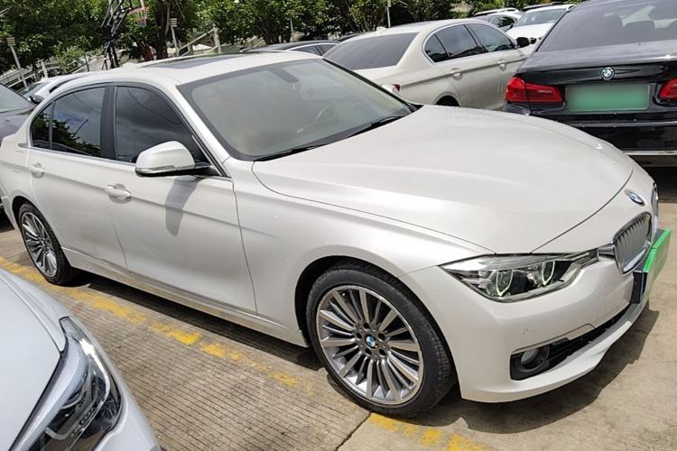 Used BMW 3 Series 2019 320Li Fashion Model Front Right 45 Deg