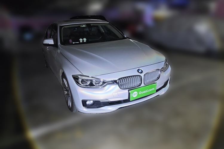 Used BMW 3 Series 2019 320Li Fashion Model Front Right 45 Deg