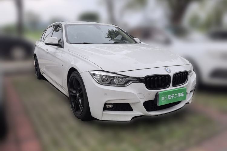 Used BMW 3 Series 2019 320Li M Sport Package Front Right 45 Deg