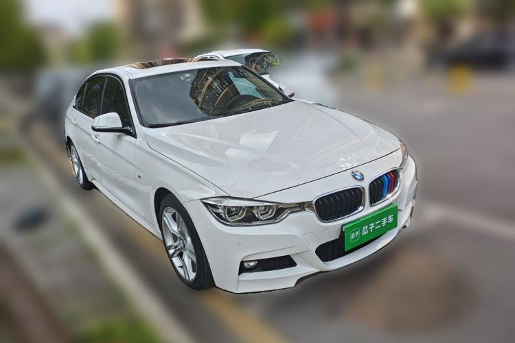 Used BMW 3 Series 2019 320Li M Sport Package Front Right 45 Deg