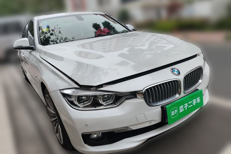 Used BMW 3 Series 2019 320Li Fashion Model Front Right 45 Deg
