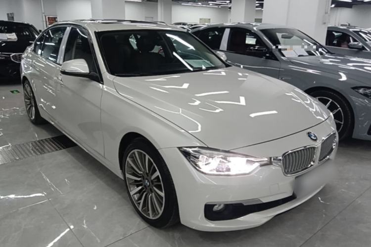 Used BMW 3 Series 2019 320Li Fashion Model Front Right 45 Deg