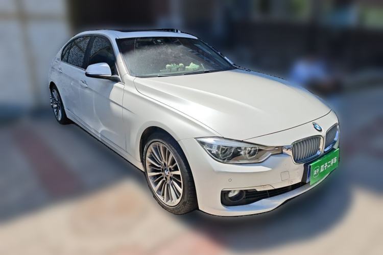 Used BMW 3 Series 2019 320Li Fashion Model Front Right 45 Deg