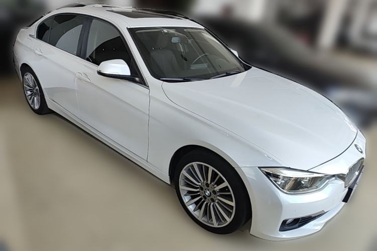 Used BMW 3 Series 2019 320Li Fashion Model Front Right 45 Deg