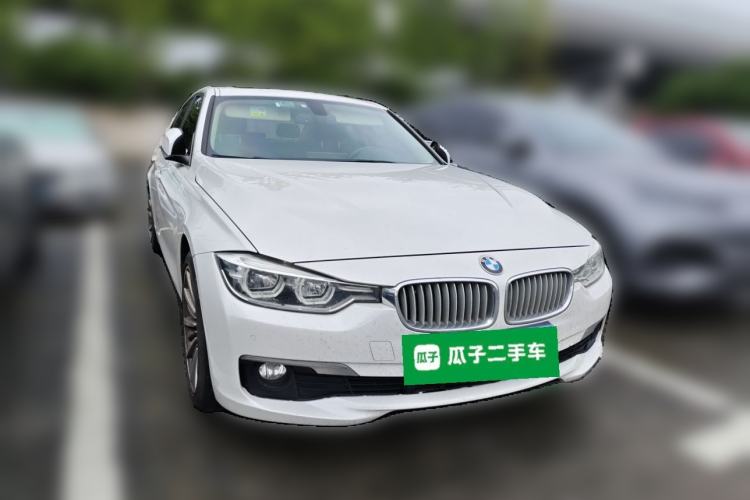 Used BMW 3 Series 2019 320Li Fashion Model Front Right 45 Deg