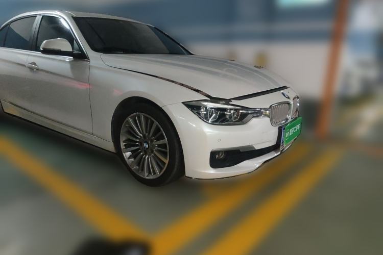 Used BMW 3 Series 2019 320Li Fashion Model Front Right 45 Deg