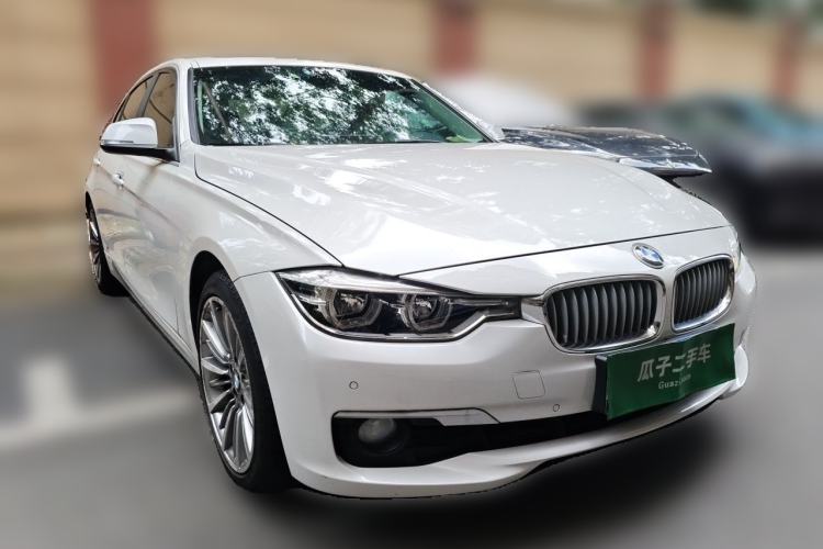 Used BMW 3 Series 2019 320Li Fashion Model Front Right 45 Deg