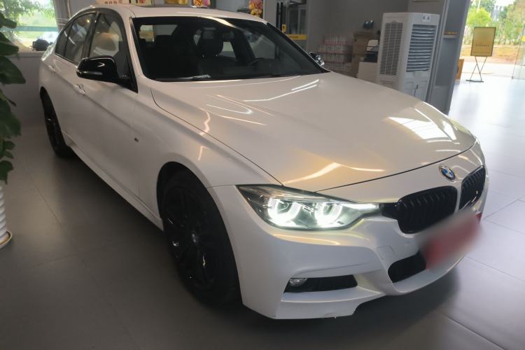 Used BMW 3 Series 2019 320i M Sport Night Edition Front Right 45 Deg