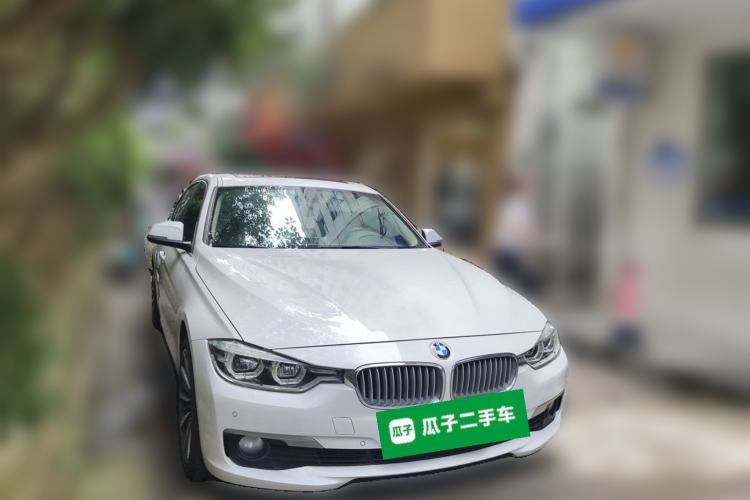 Used BMW 3 Series 2019 320Li Fashion Model Front Right 45 Deg