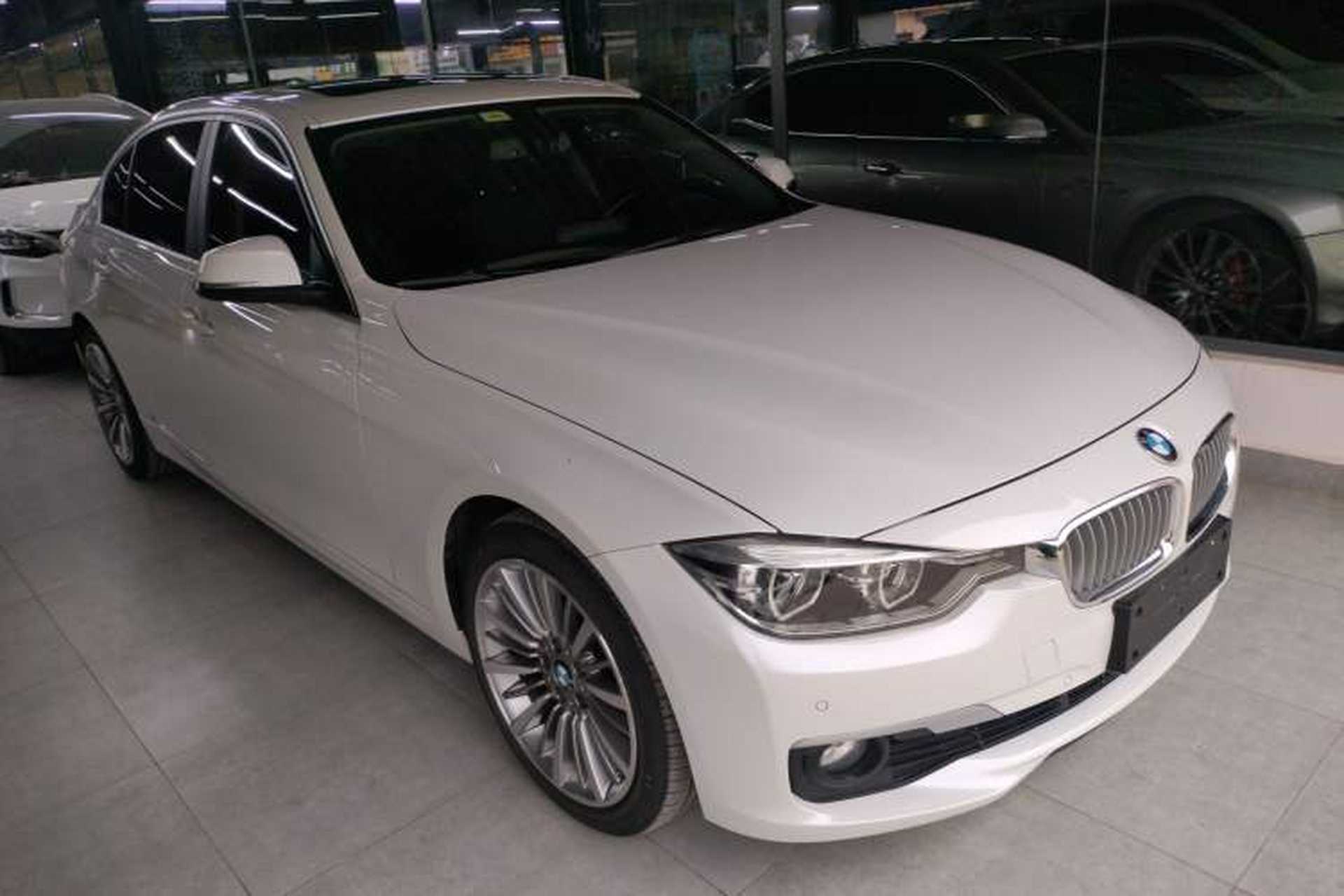 Used BMW 3 Series 2019 320Li Fashion Model Front Right 45 Deg