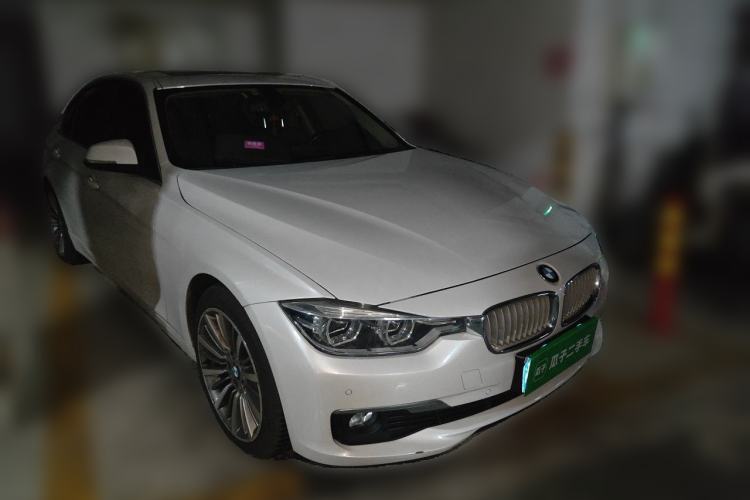 Used BMW 3 Series 2019 320Li Fashion Model Front Right 45 Deg