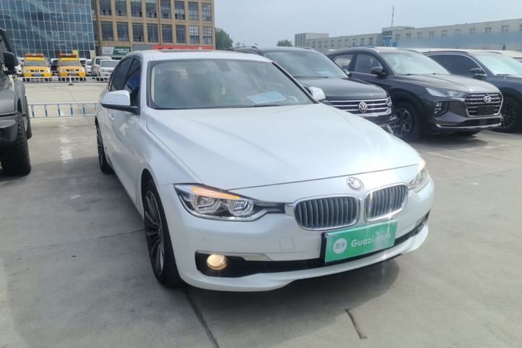Used BMW 3 Series 2019 320Li xDrive Fashion Model Front Right 45 Deg