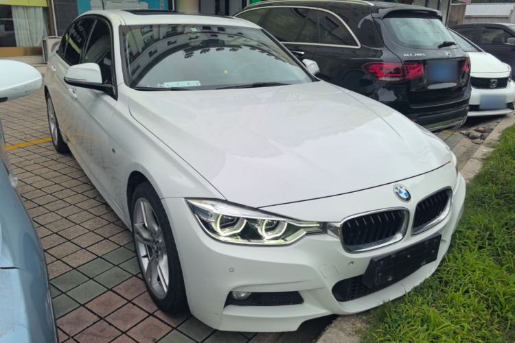 Used BMW 3 Series 2019 320Li M Sport Package Front Right 45 Deg