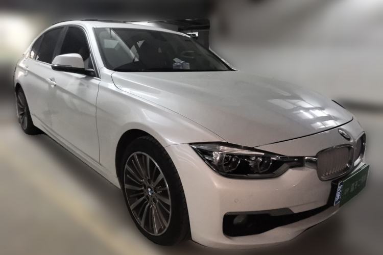 Used BMW 3 Series 2019 320Li Fashion Model Front Right 45 Deg