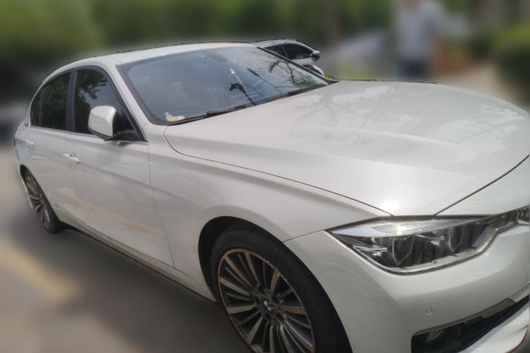 Used BMW 3 Series 2019 320Li Fashion Model Front Right 45 Deg