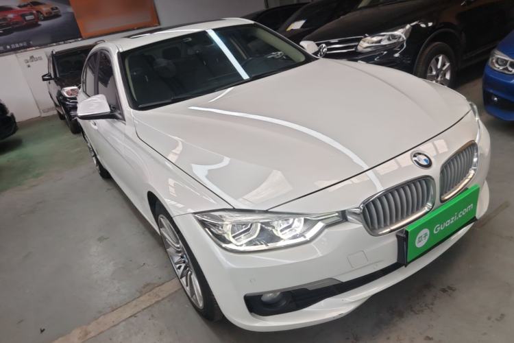 Used BMW 3 Series 2019 320Li Fashion Model Front Right 45 Deg