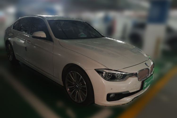 Used BMW 3 Series 2019 320Li Fashion Model Front Right 45 Deg