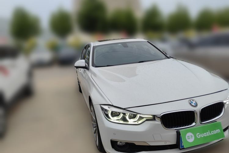 Used BMW 3 Series 2019 320Li Fashion Model Front Right 45 Deg