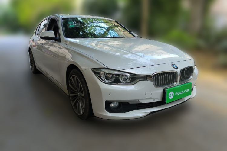 Used BMW 3 Series 2019 320Li Fashion Model Front Right 45 Deg