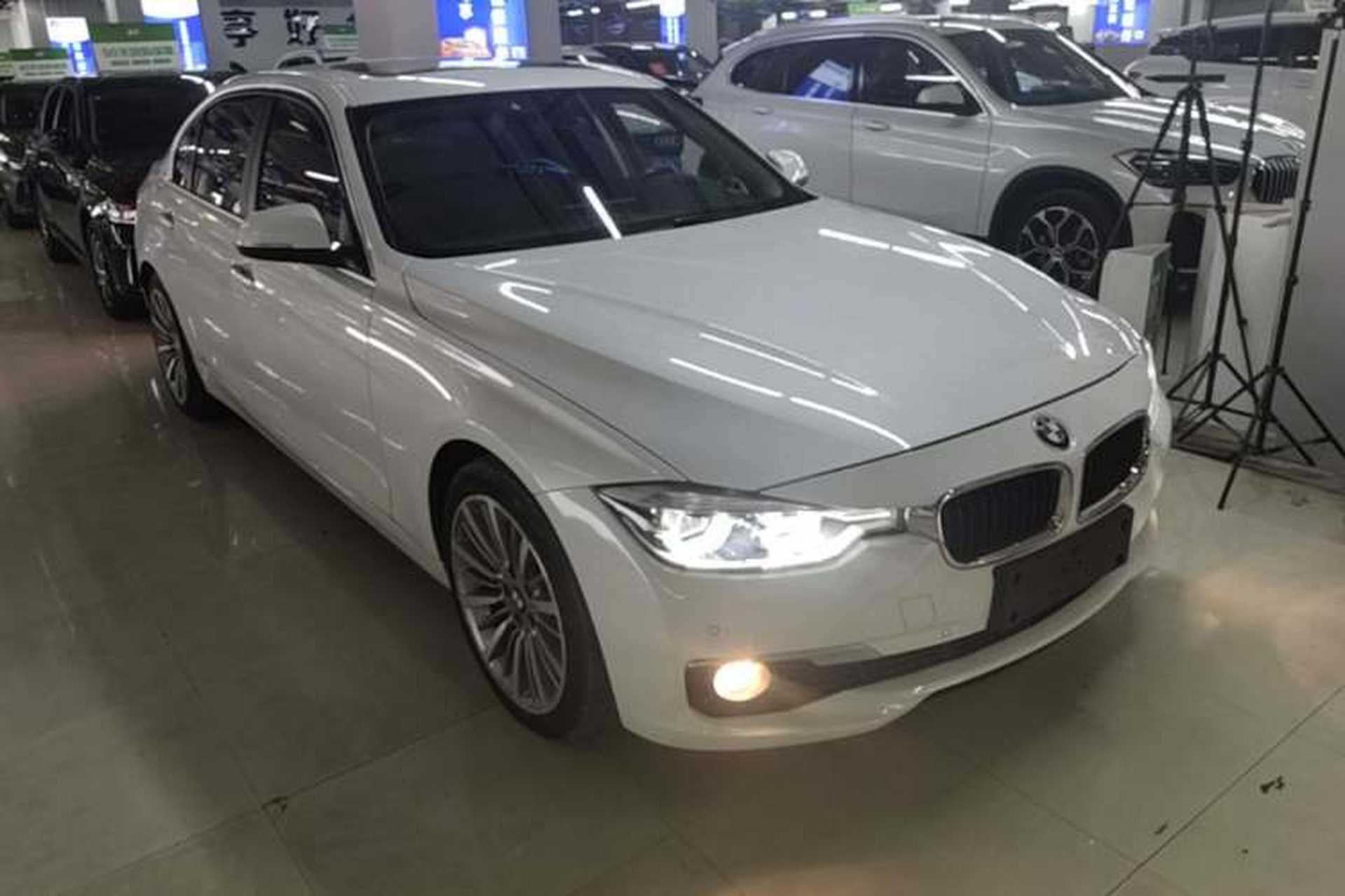 Used BMW 3 Series 2019 320Li Fashion Model Front Right 45 Deg