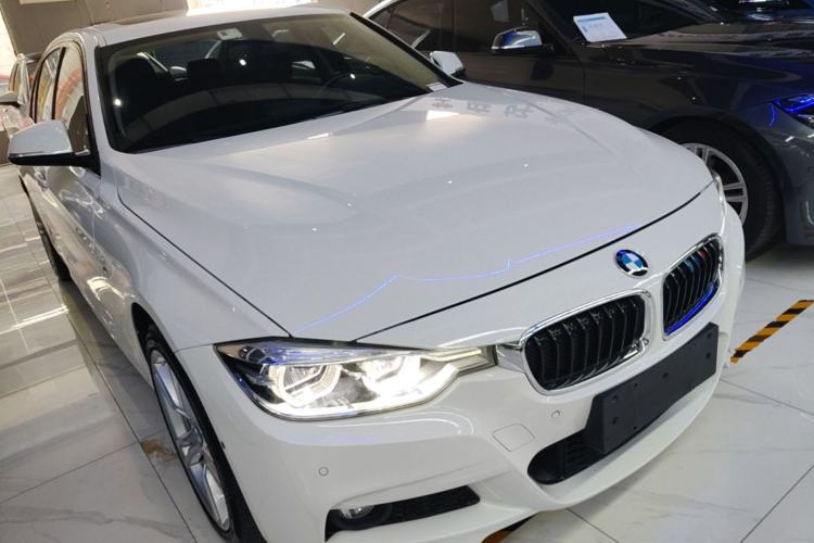 Used BMW 3 Series 2019 320Li M Sport Package Front Right 45 Deg