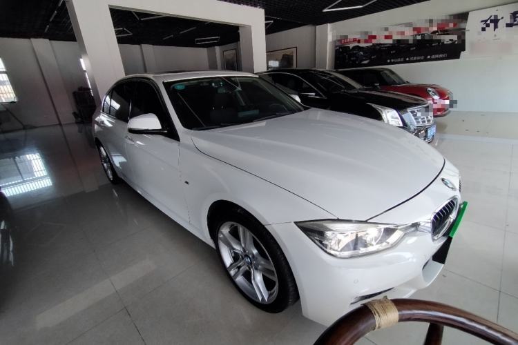 Used BMW 3 Series 2019 320Li M Sport Package Front Right 45 Deg