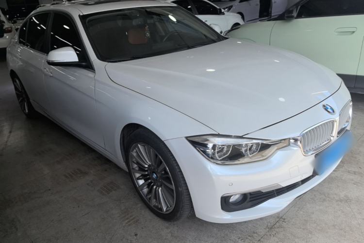 Used BMW 3 Series 2019 320Li Fashion Model Front Right 45 Deg